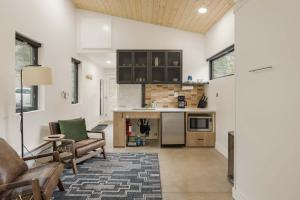 Cabin Stay Your Basecamp in Grant Soak & Sweat