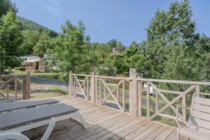 Villages vacances Camping RCN Val de Cantobre : photos des chambres