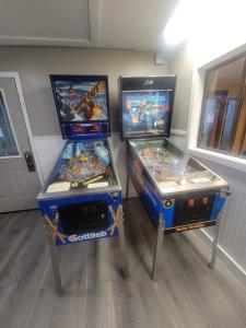 Concerts! Lake Winni Views! Kitchen! Pool! Hot Tub!