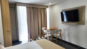 BE Suites Hotel Cali