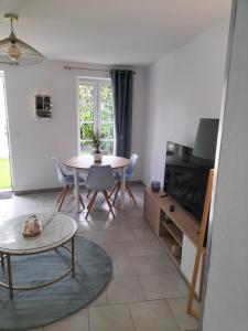 Appart'hotels Appartement avec cour privee : Appartement