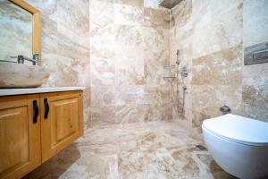 Villa Cennetkoy Kalkan sleeps 12