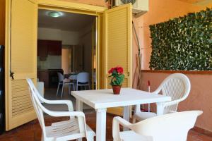 Villaggio Portorosa - La casetta tra le palme 14