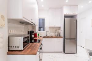 Athenas Escape-Your Greek base!