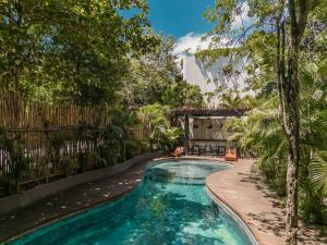 Apartment in Tulum with Free Beach Pass & Private pool & 24hrs Security