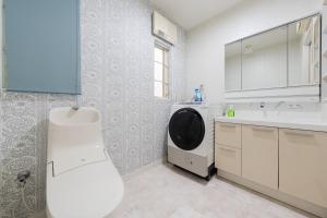 Luxury Tokyo Stay I 120sqm 4LDK I Close to Shibuya & Shinjuku Area