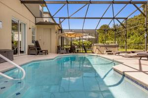 325 6Br - Modern two storie home with games