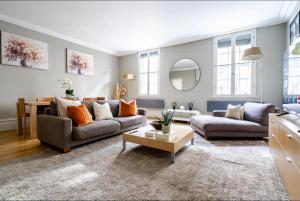 Covent Garden 4 Bed Luxury Apartment - 2hvězdičkové hotely ve městě Londýn