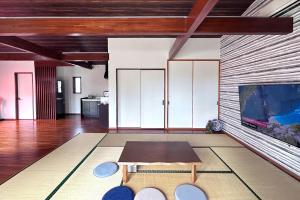 JYUGON KARISOME Nago Okinawa ジュゴンかりそめ 名護沖縄