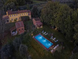 Villa in Tuscany with Pool and Spa