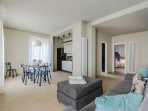 Elegant Apartment in Heart of Lucca