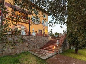 Timeless Elegance Villa Near Lucca