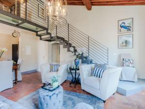 Penthouse in Lucca with Dome Views