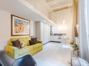 Apartment in Lucca with Private Courtyard