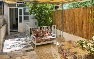 2 Bedroom Gorgeous Apartment In Scario