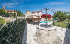 Four-Bedroom Apartment In Nova Vas