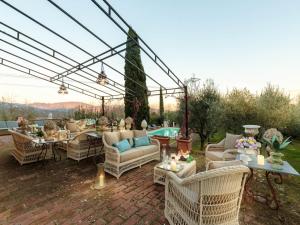 Villa near Lucca with Private Pool