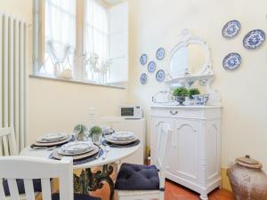 Apartment in Lucca with Private Garden