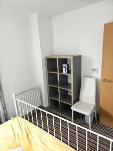 Creative Quarter Living 1BR Flat at Paintworks