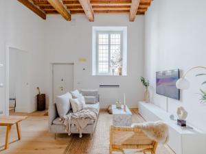 Contemporary Ground Floor Apartment
