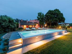 Villa in Tuscany with Private Pool and Charm