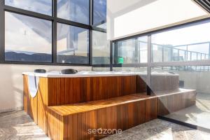 Sua estadia completa com piscina e academia em Poços de Caldas - NGO