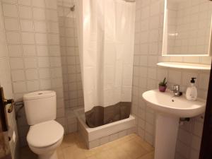 Apartamento Frente al Mar con Parking Empuriabrava - ES-228-183