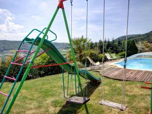 Maisons de vacances Gite 75m² avec terrasse, nature et VTT - FR-1-496-99 : photos des chambres