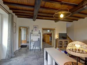 Maisons de vacances Gite de charme avec terrasse, animaux acceptes, confort moderne - FR-1-496-305 : photos des chambres