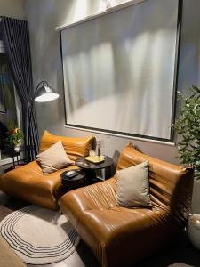 Saigon Healing Home - Black and white Studio - Tân Bình