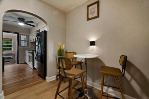 Stylish Capitol Hill retreat with meditation corner, private dining experience