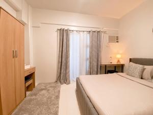 Seaview Condo in Royal Oceancrest Panglao