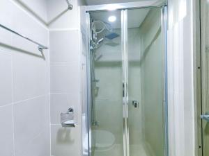 1BR Condotel with Balcony at FAME Residences #FM04-1