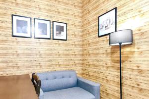 1BR Condotel with Balcony at FAME Residences #FM05-1