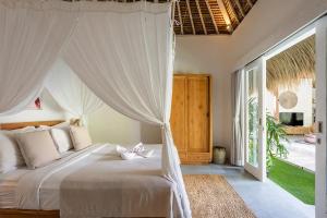 Renovated Villa Zayya, Central Oberoi Seminyak