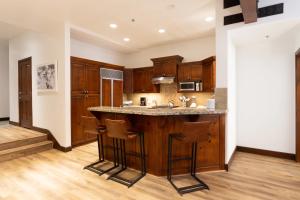 Trails End Lodge at Deer Valley Resort - Two Bedroom Residence with Spa #402
