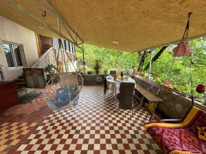 Friendly Cottage with small Pool