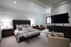 Trails End Lodge at Deer Valley Resort - Two Bedroom Residence with Spa #402