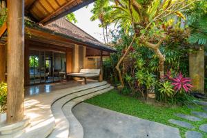 Traditional Villas in Ubud by Pause Inn Group