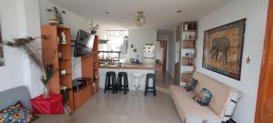 Apartment 12 min from airport