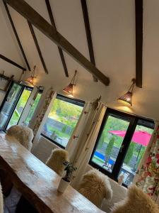 Mountain Views Chalet