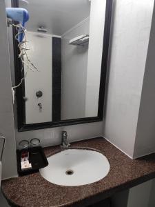 Airport City Hotel