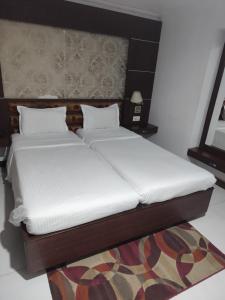 Airport City Hotel