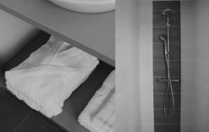 Hotels L auberge de la pointe : Chambre Double avec Douche à l'Italienne