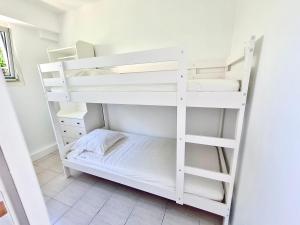 Rez de jardin 400 m de la mer