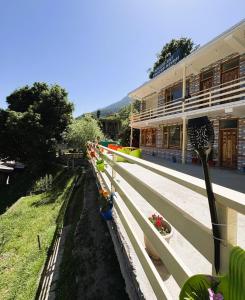 Hotel Mountain View Hill-Top Heaven Resort Cafe And Restuarant