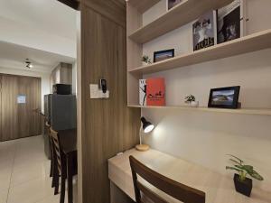 1BR Condotel with Balcony at FAME Residences #FM13-1