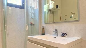 Appartements La Baieta - Typical Nice Apartment : photos des chambres