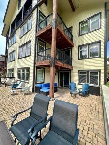 Founders 2 Bedroom Condo