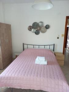 Thalia`s Apartment near the beach